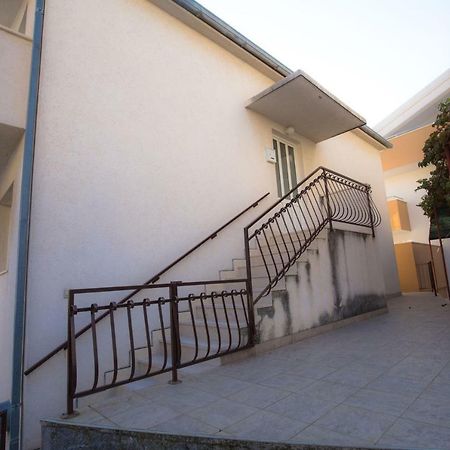 Dagulo Appartement Primošten Buitenkant foto