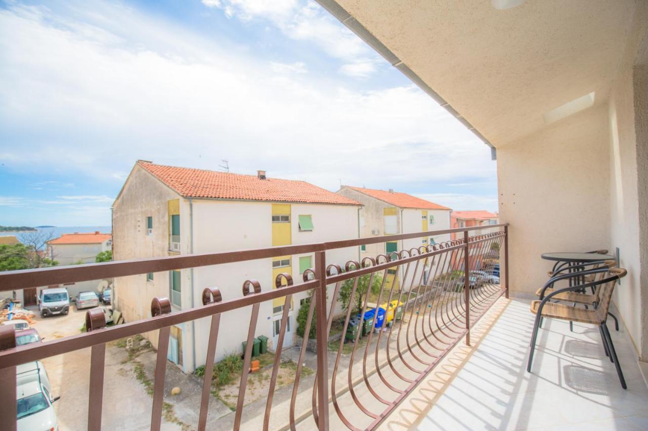 Dagulo Appartement Primošten Buitenkant foto